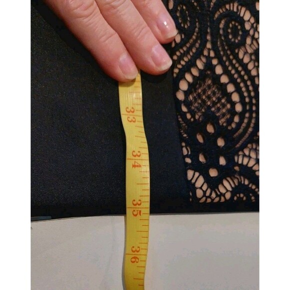 Connected Apparel Women's Size 8P Petite Dress LBD Slimming Affect Midi Cap - Picture 12 of 12